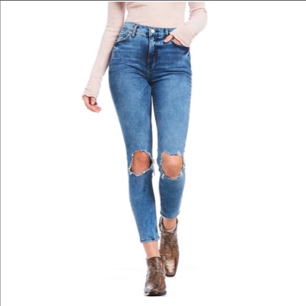 NWT Free People busted knee jeans